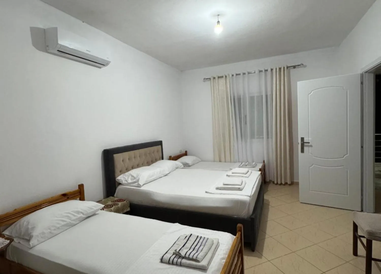 Family Apartment Ksamil
