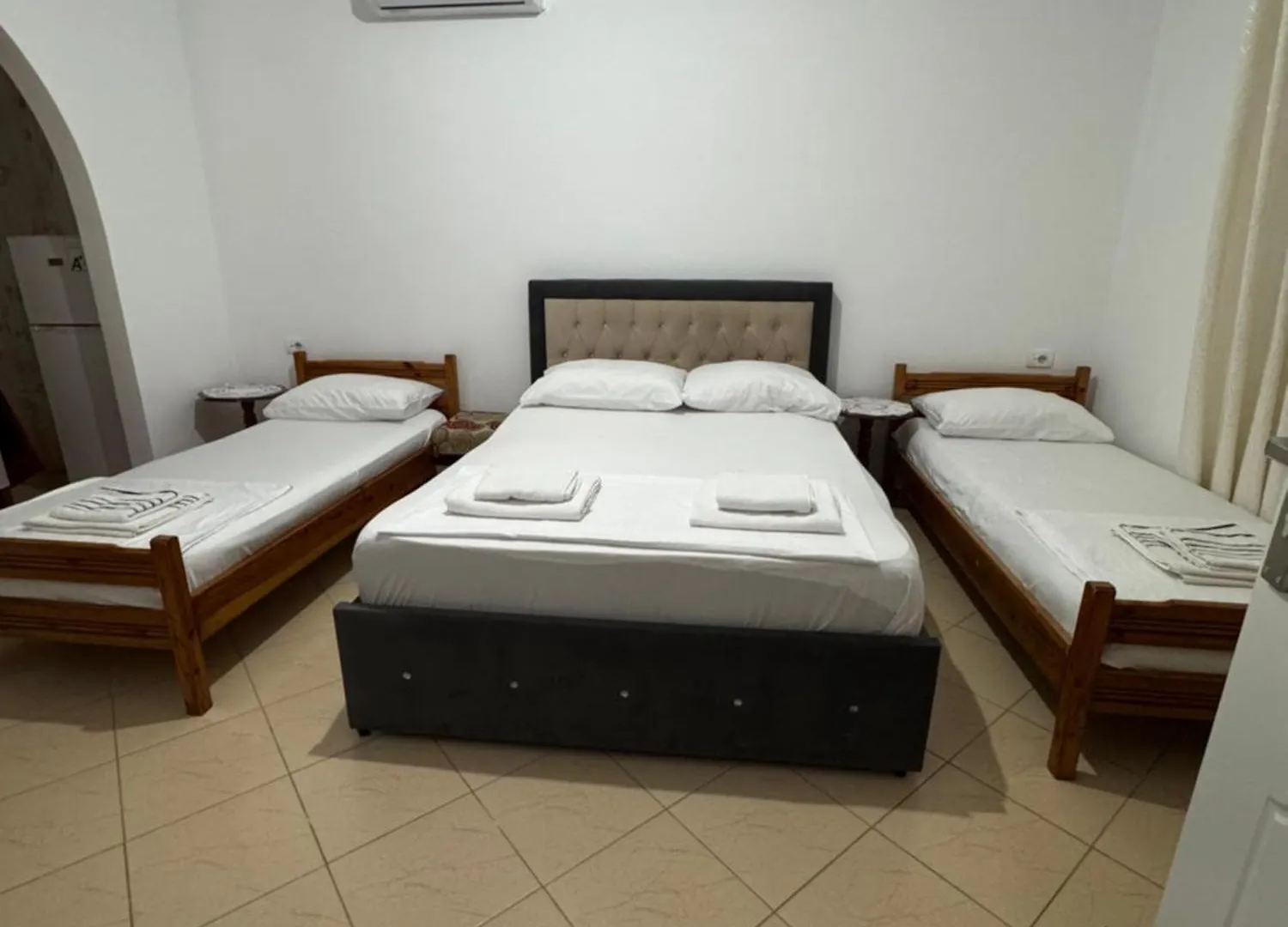 Family Apartment Ksamil